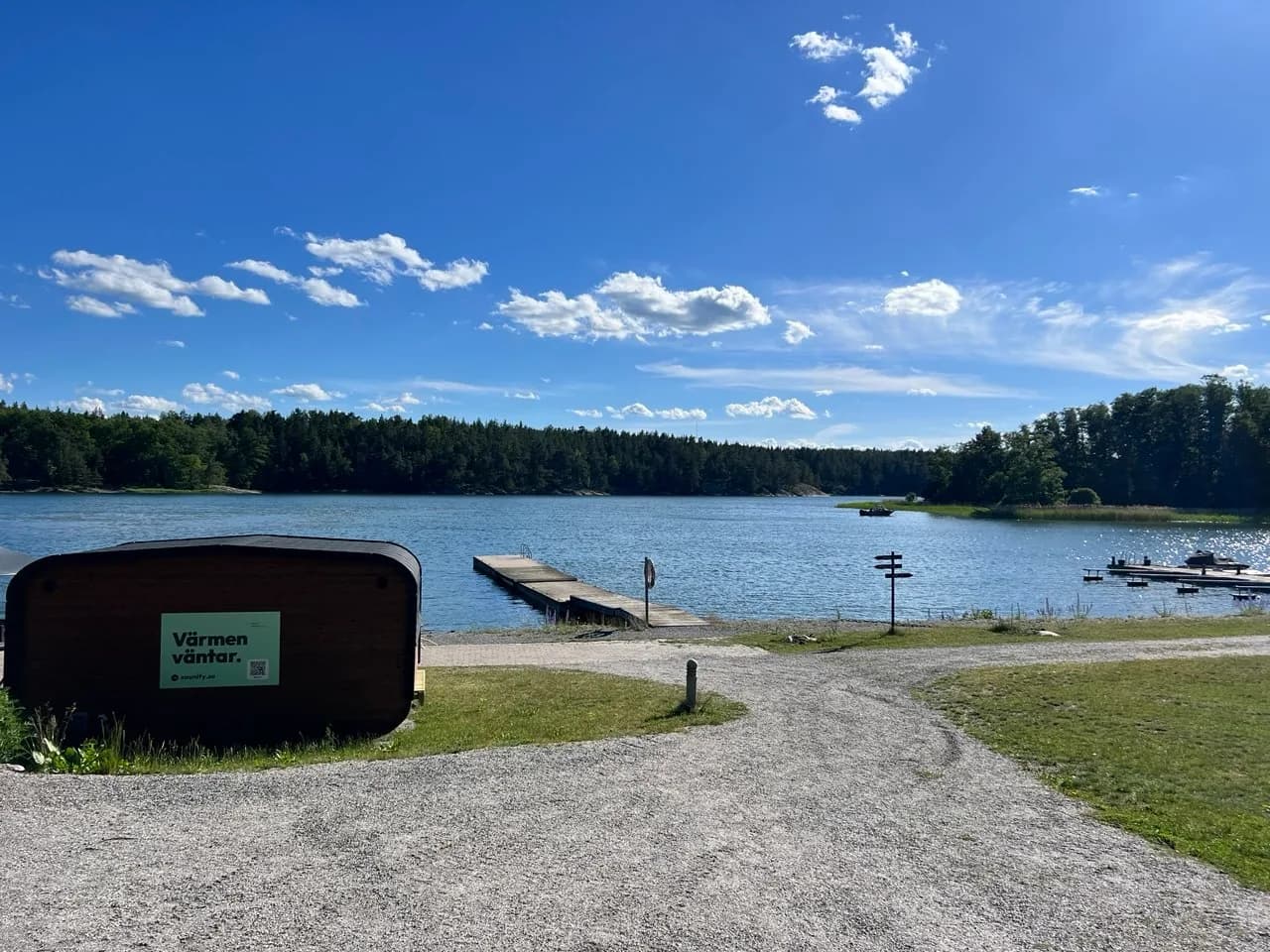 Skärgårdsbastu Åkersberga, bastudestination i Åkersberga · Stockholms skärgård